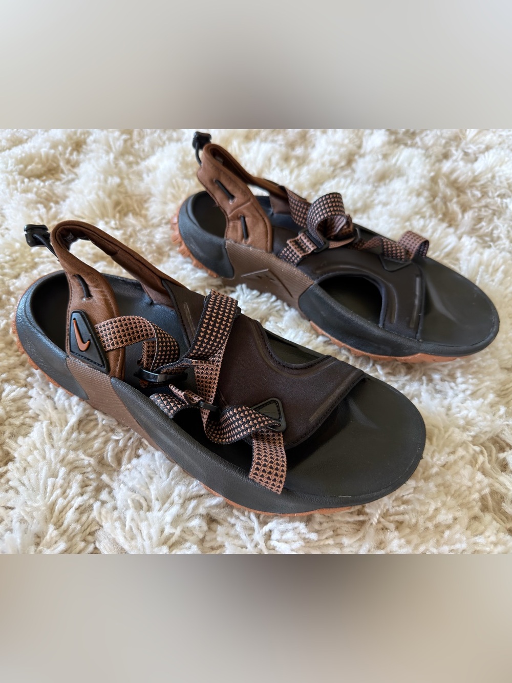 Nike Men’s Brown and Black Adjustable Outdoor Sport Sandals